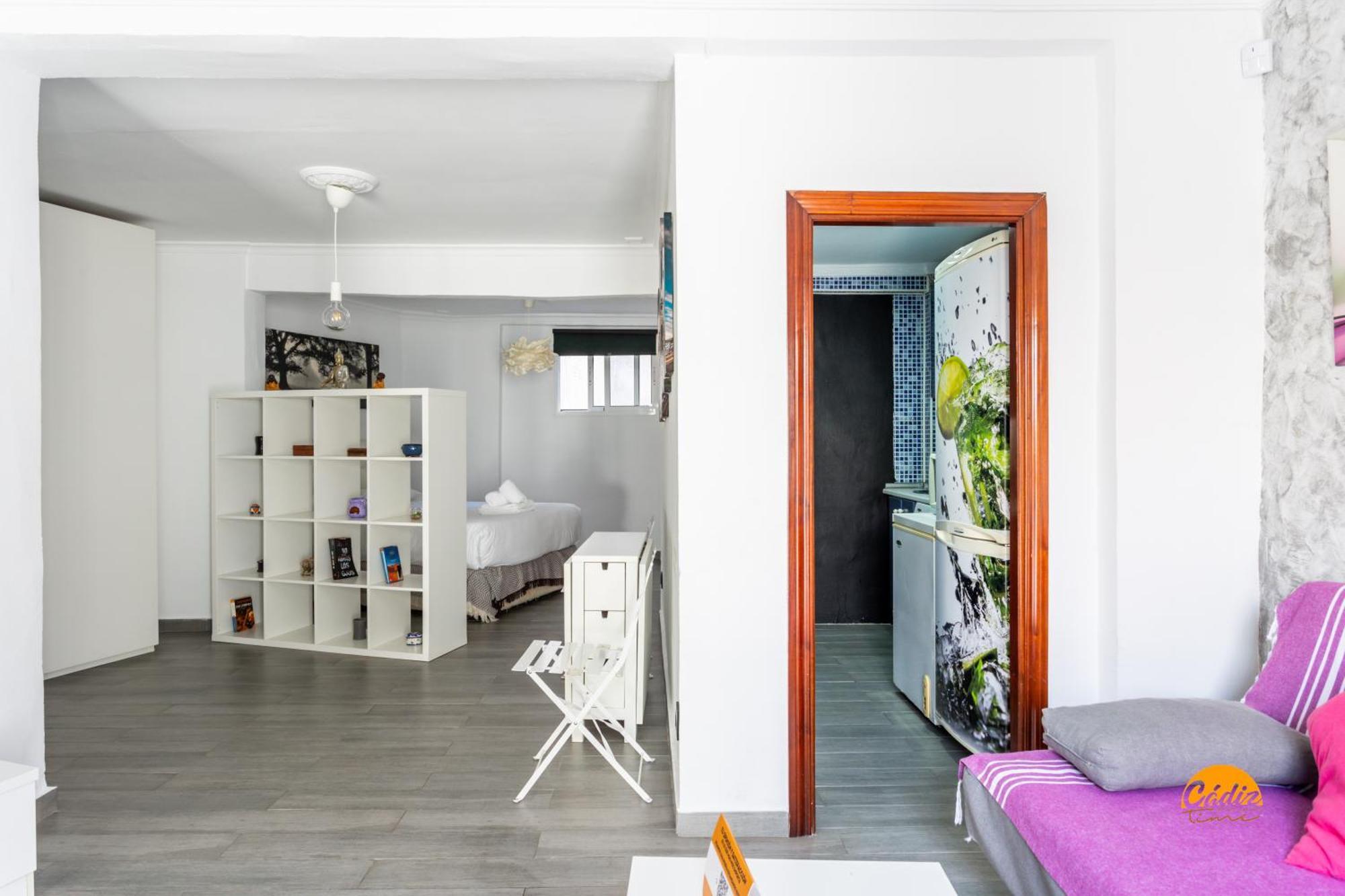 Modern Haven Loft By Cadiz Time Apartment Bagian luar foto