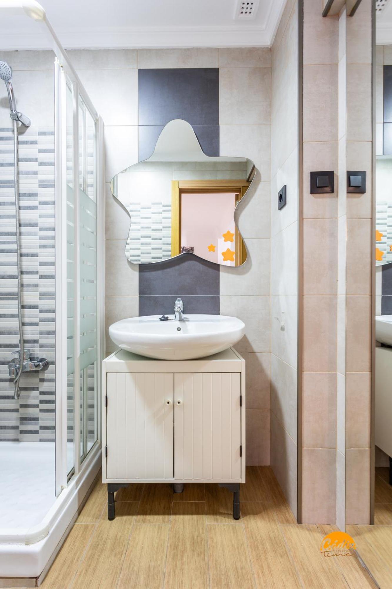 Modern Haven Loft By Cadiz Time Apartment Bagian luar foto